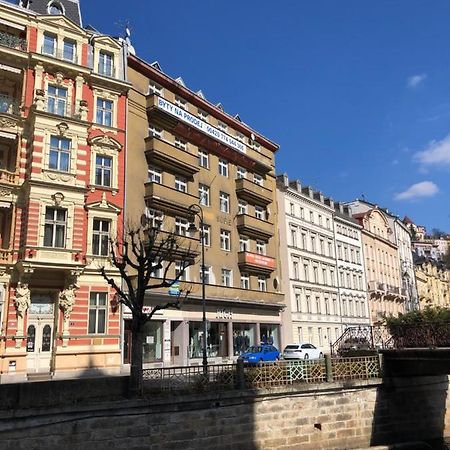 Riverside Apartment Karlsbad Exteriör bild